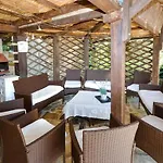 Gorgeous In With Wifi Holiday home *