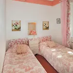 Gorgeous In With Wifi Holiday home